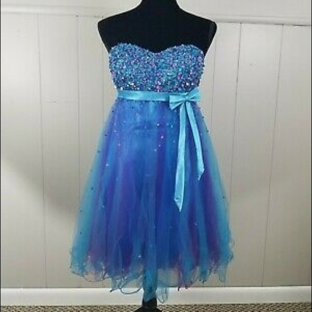 Homecoming/prom dress